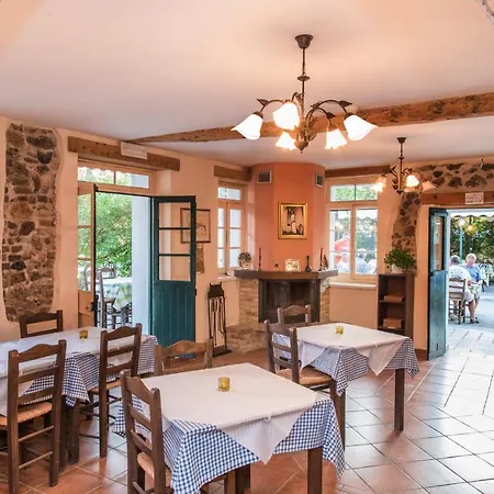 Takis Family Corfu 3* Kondókali