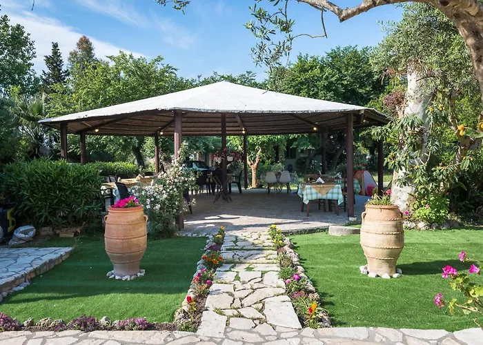 Takis Family Corfu 3* Kontokali