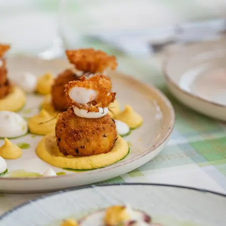 Takis Family Corfu ゲストハウス 3*